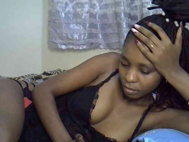 Ebonysly webcam