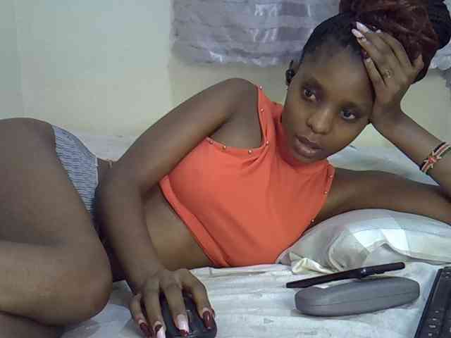 Ebonysly webcam