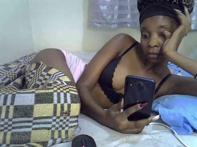 Ebonysly webcam