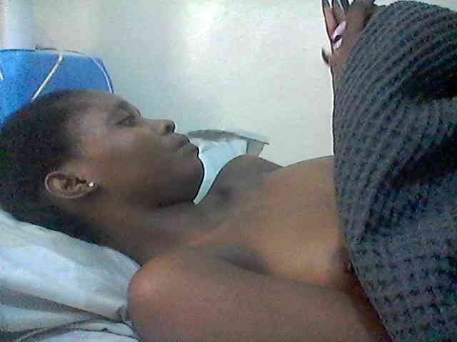 Ebonysly Live Webcam on BongaCams