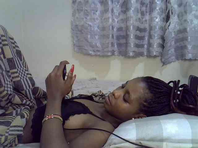 Ebonysly webcam