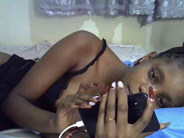Ebonysly webcam