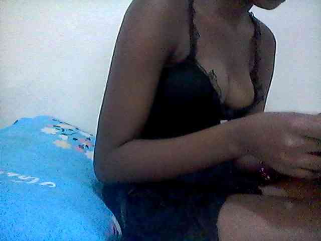 Ebonysly webcam