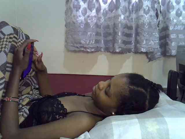 Ebonysly webcam