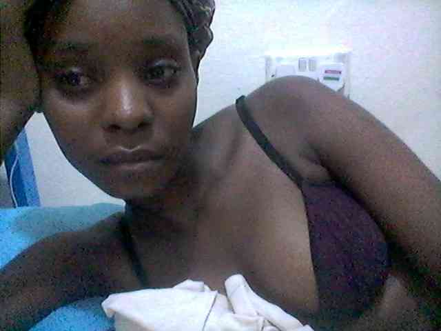 Ebonysly webcam