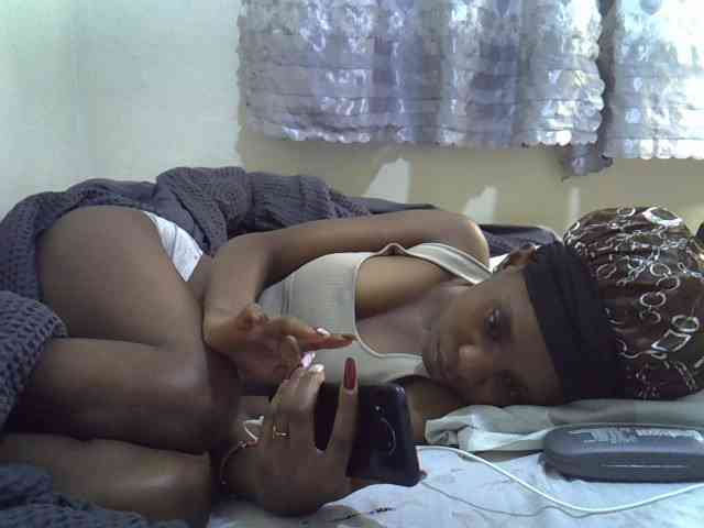 Ebonysly webcam