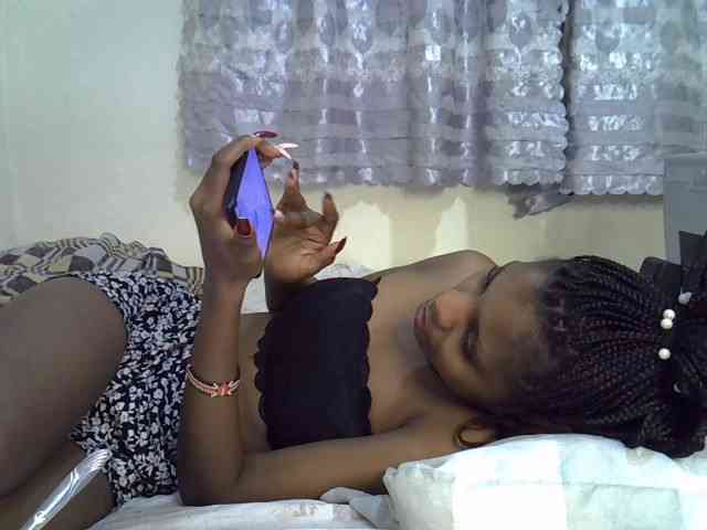 Ebonysly Ebonysly