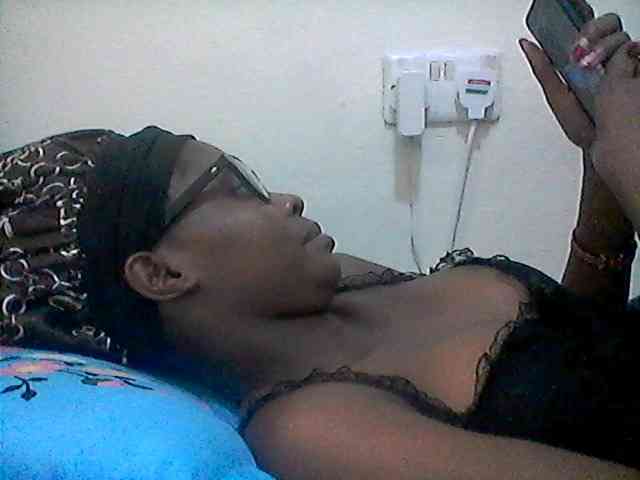 Ebonysly webcam