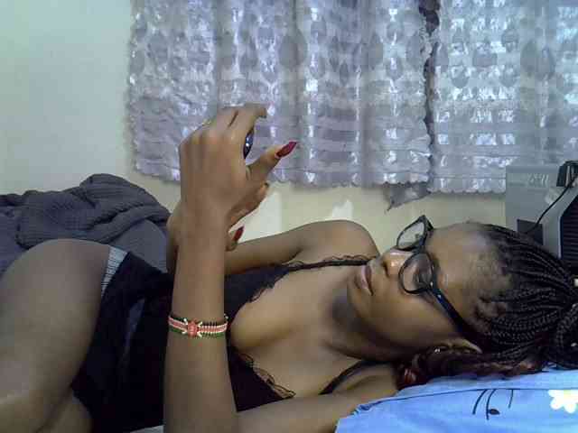 Ebonysly webcam
