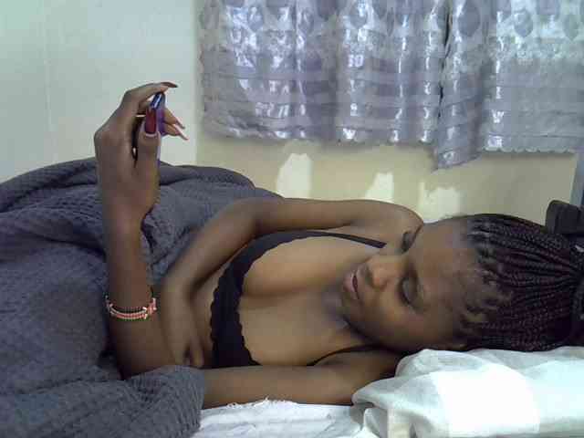 Ebonysly webcam