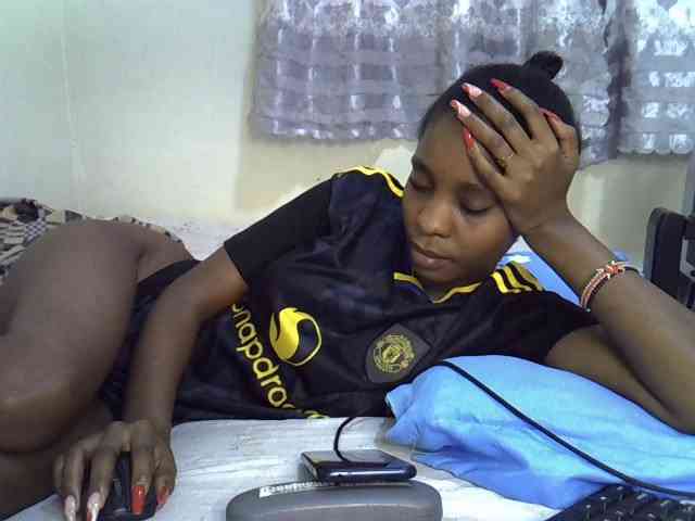 Ebonysly webcam