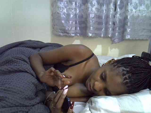 Ebonysly webcam