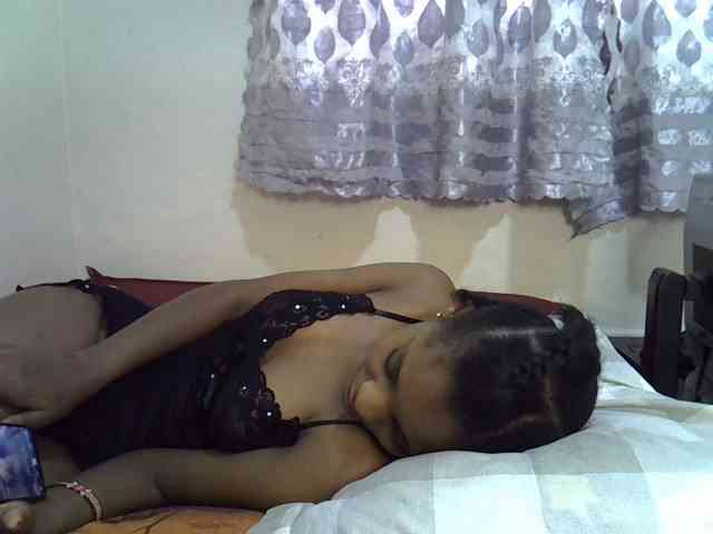 Ebonysly Ebonysly