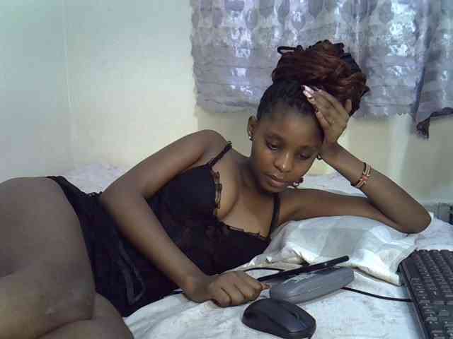 Ebonysly webcam