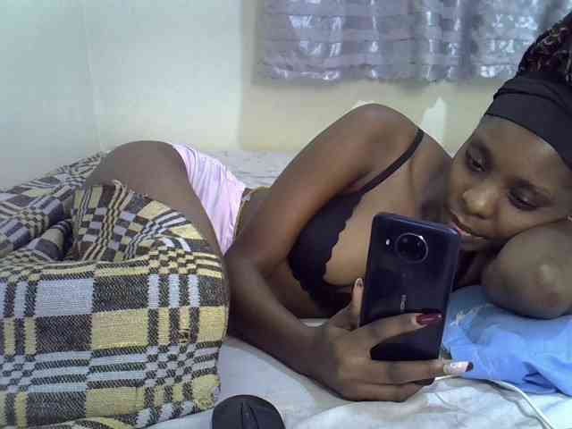 Ebonysly webcam
