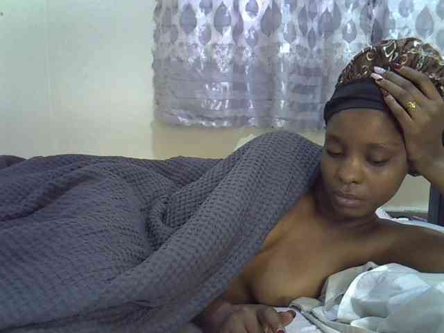 Ebonysly webcam