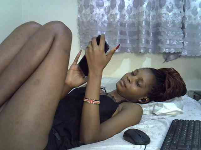 Ebonysly webcam