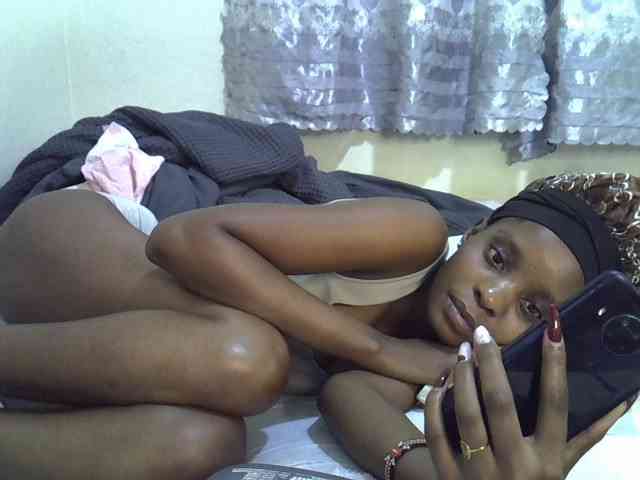 Ebonysly webcam