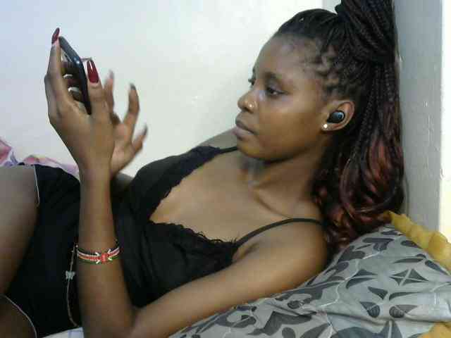 Ebonysly webcam
