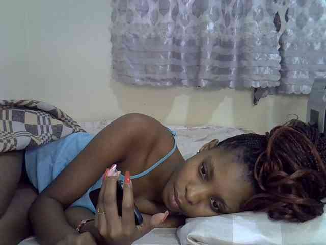 Ebonysly webcam