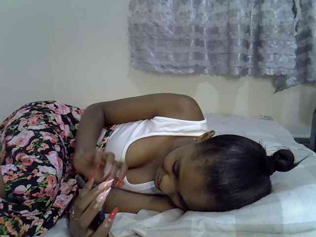 Ebonysly webcam