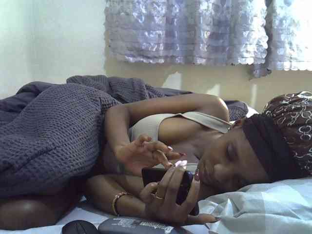 Ebonysly webcam