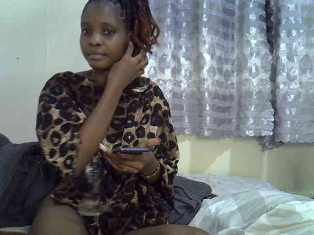 Ebonysly - Girl 