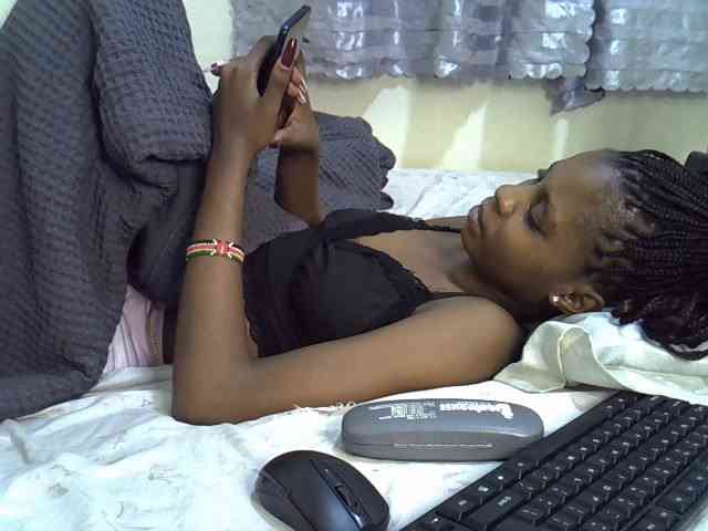 Ebonysly webcam