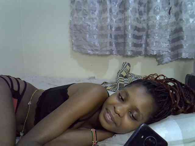 Ebonysly webcam