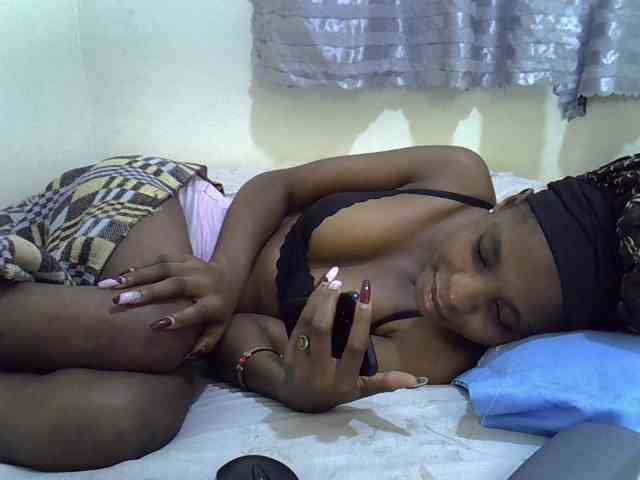 Ebonysly webcam