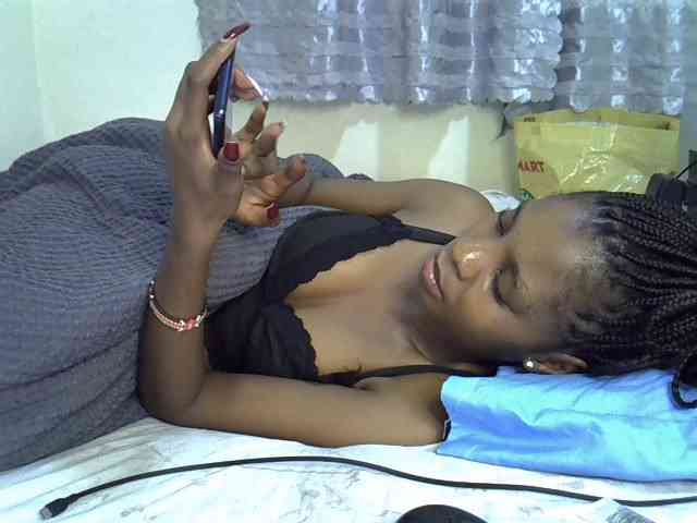 Ebonysly webcam
