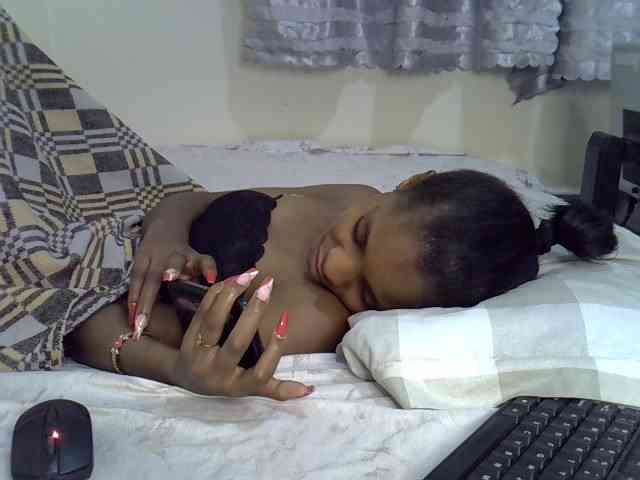 Ebonysly webcam