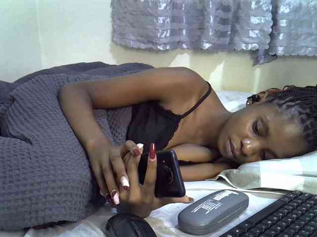 Ebonysly webcam