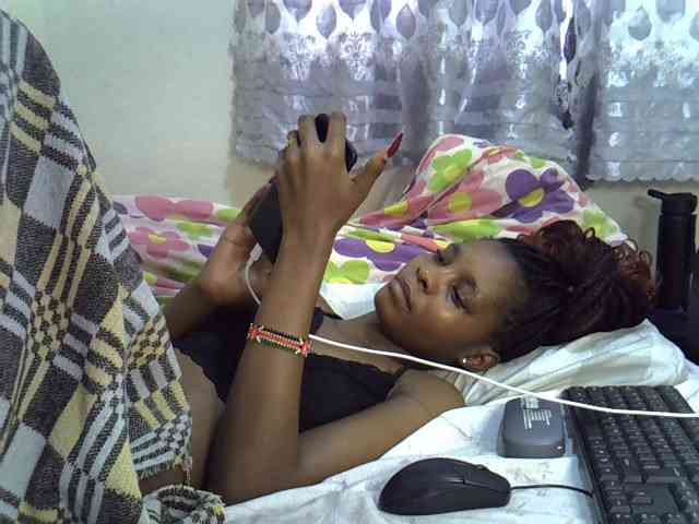Ebonysly