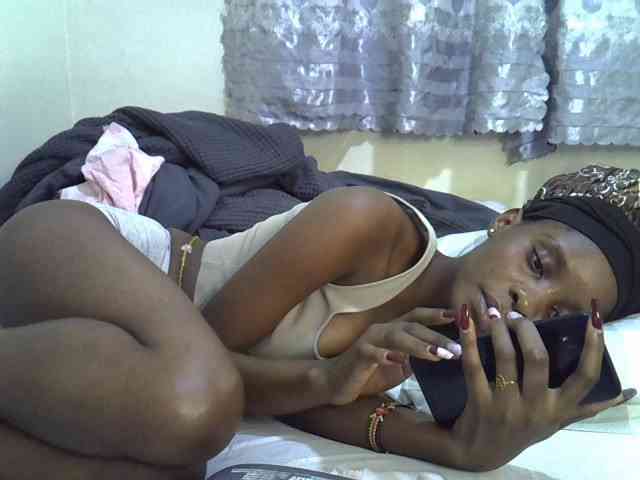 Ebonysly webcam