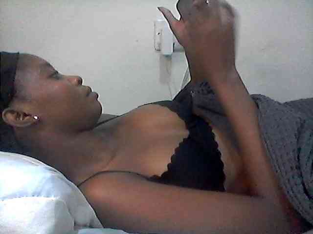 Ebonysly webcam