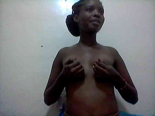 Model: Ebonysly