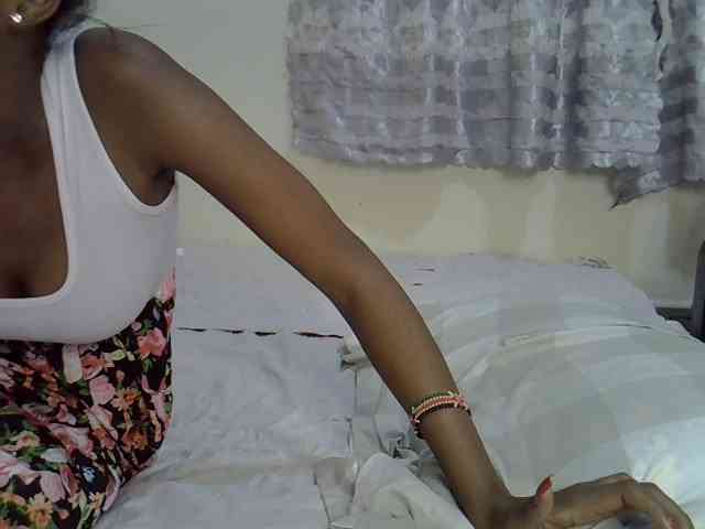 Ebonysly webcam