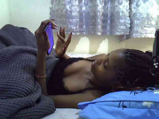 Ebonysly webcam
