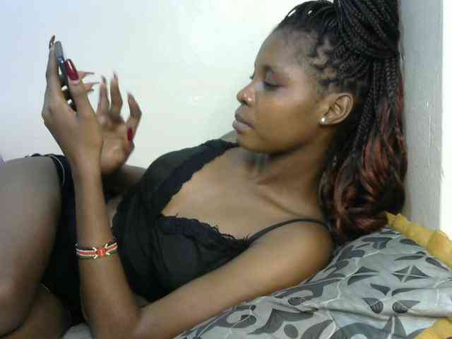 Ebonysly webcam