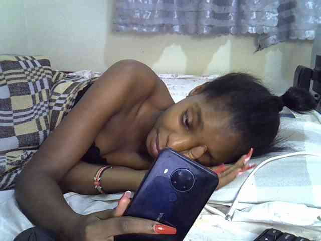 Ebonysly webcam