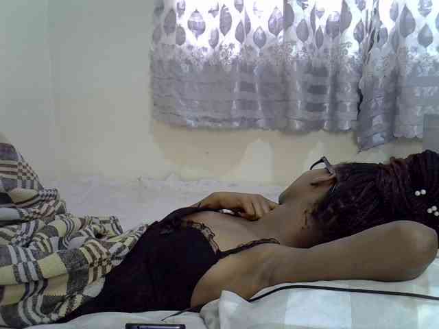 Ebonysly webcam