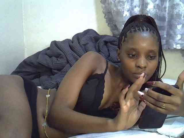 Ebonysly webcam