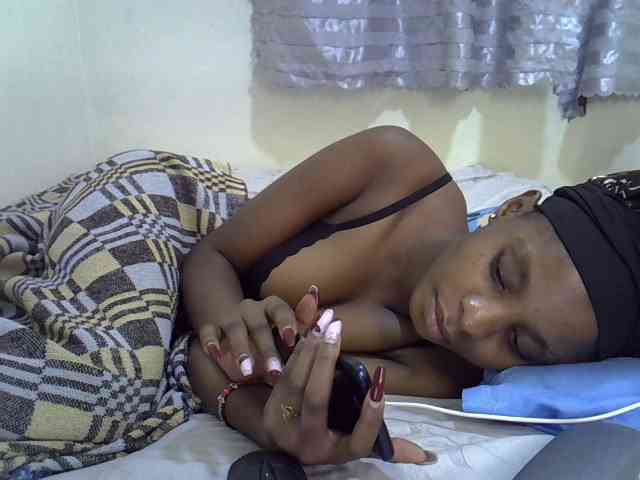 Ebonysly webcam
