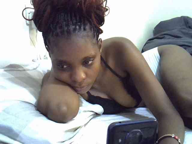 Ebonysly webcam