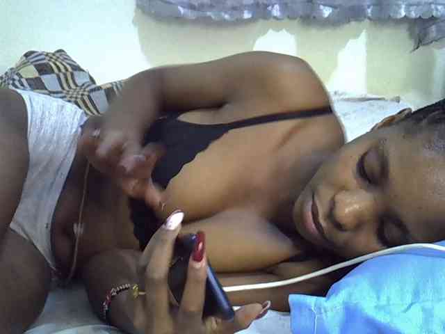 Ebonysly webcam