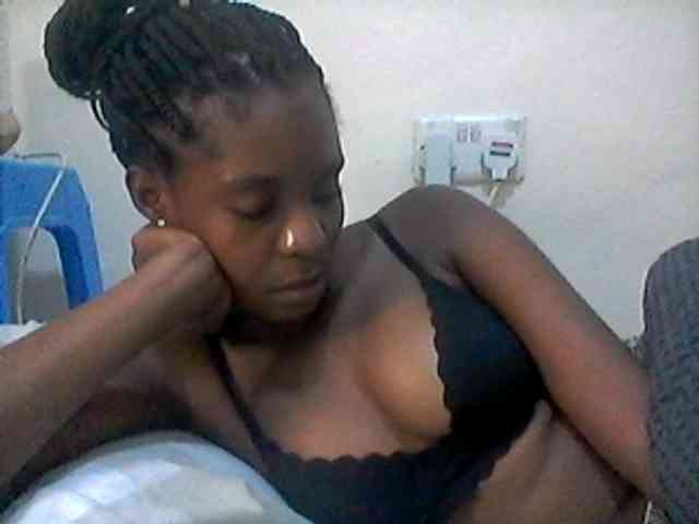 Ebonysly Live Webcam on BongaCams
