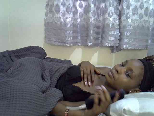 Ebonysly webcam