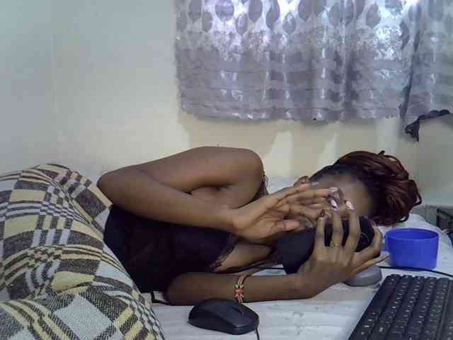 Ebonysly webcam