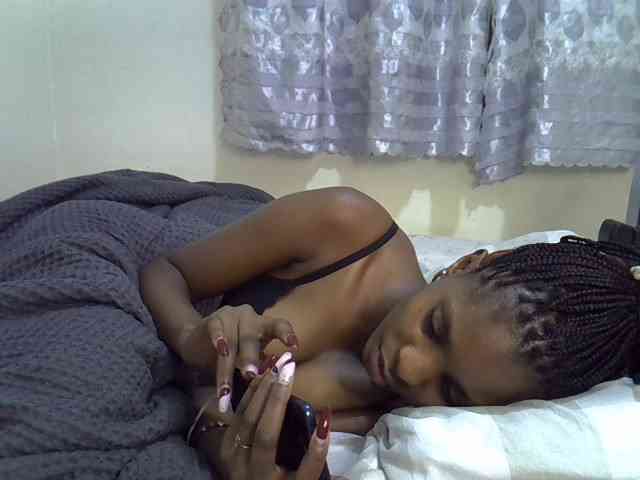 Ebonysly webcam
